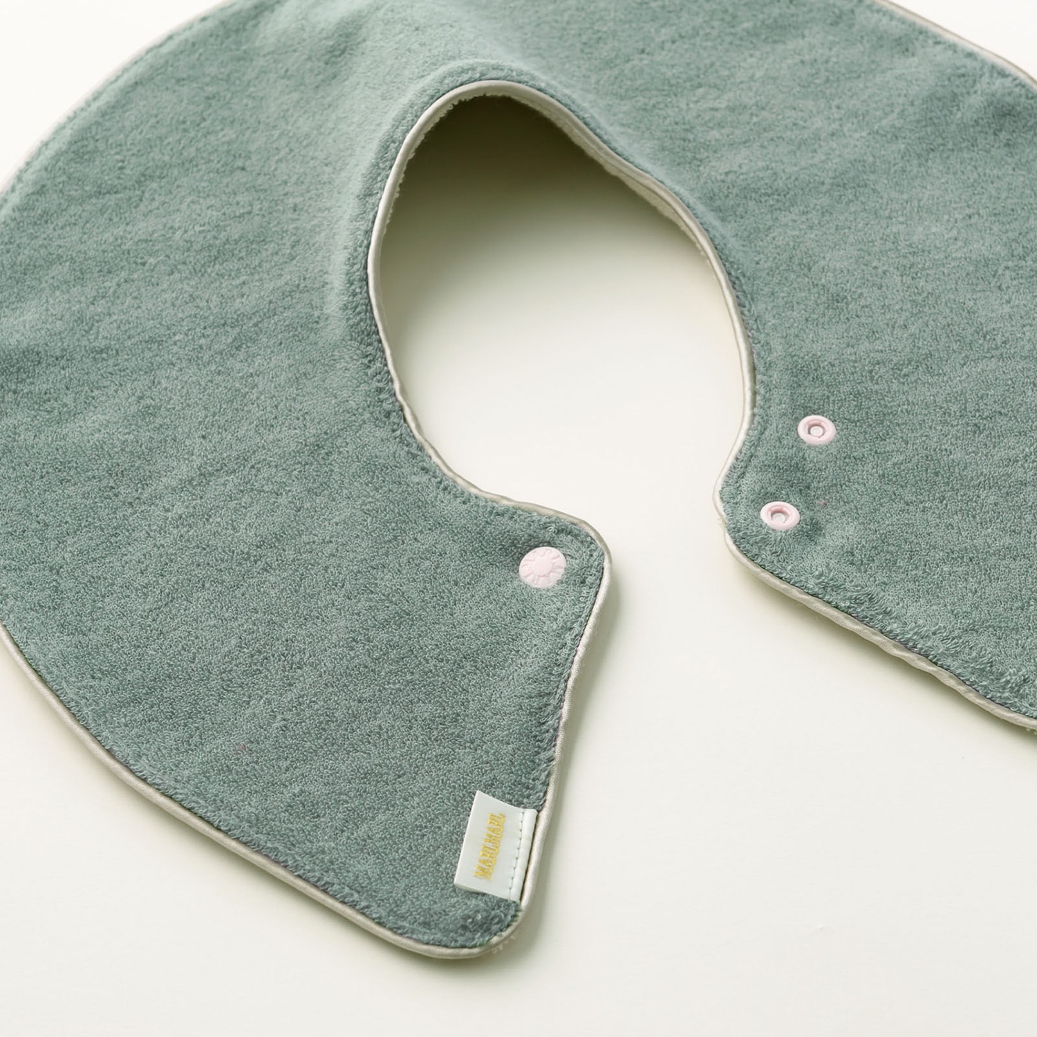 マールマール スタイ&レッグウォーマーセット 	〈スタイ〉ピスタチオ〈レッグウォーマー〉ホワイト