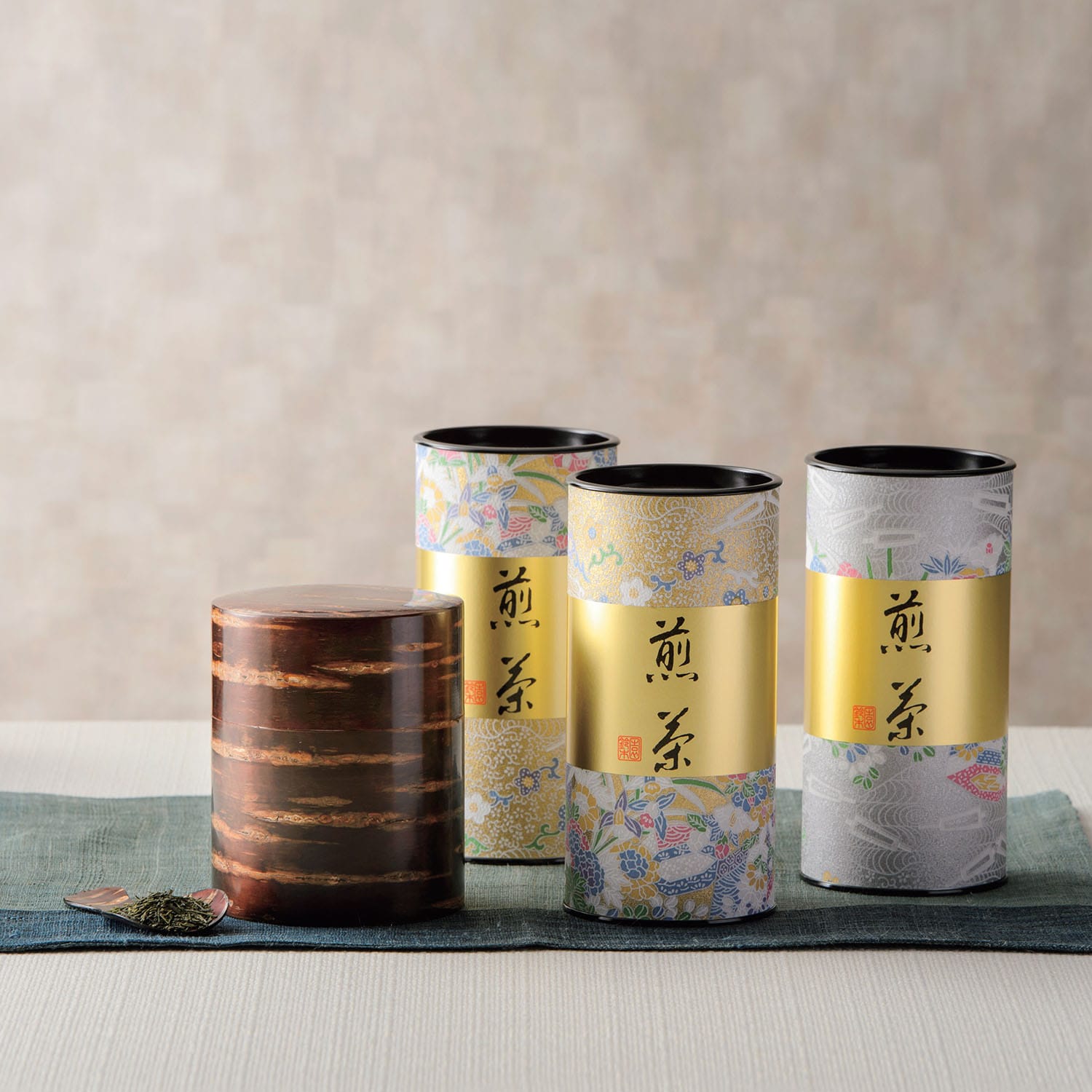 【入荷しました】狭山茶「多摩の誉」100グラム入×25袋セット 入荷しました】狭山茶「多摩の誉」100グラム入×25袋セット