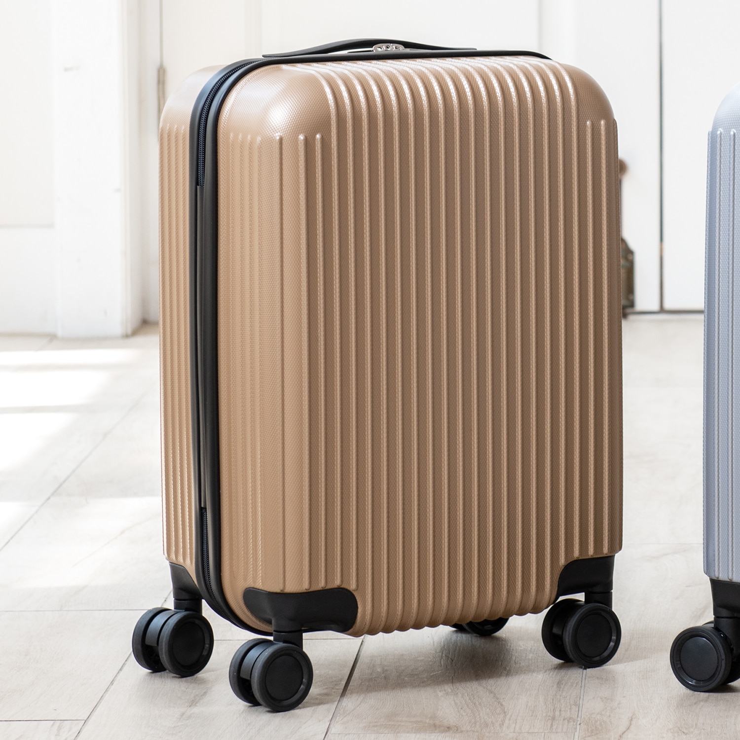 miwa送料無料/新品展示品GATES ゴールドキャディバッグ キャディバッグ（色：ゴールド系）｜ゴルフ用バッグ｜ゴルフ｜スポーツ