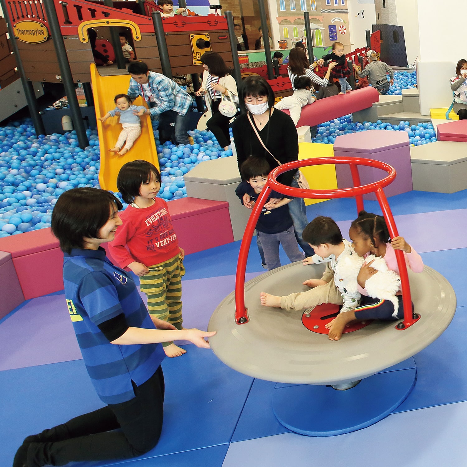 キドキド 120分利用券＋スタッキングビーカー